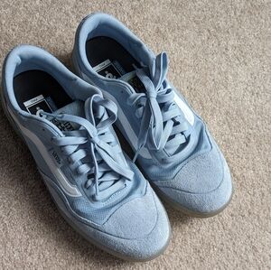 Vans pro skating shoes